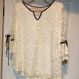 White Lace Keyhole Blouse lined with Bell Sleeves and Black Trim Sz Large